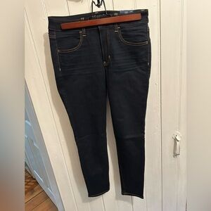 NEW American Eagle 8 SHORT low rise dark wash Skinny Jeans